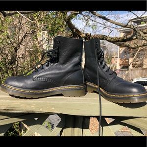 Black Leather Doc Martens (Pascal)